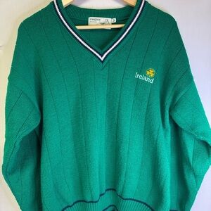 Vintage Ireland Green V-Neck Men's Sweater